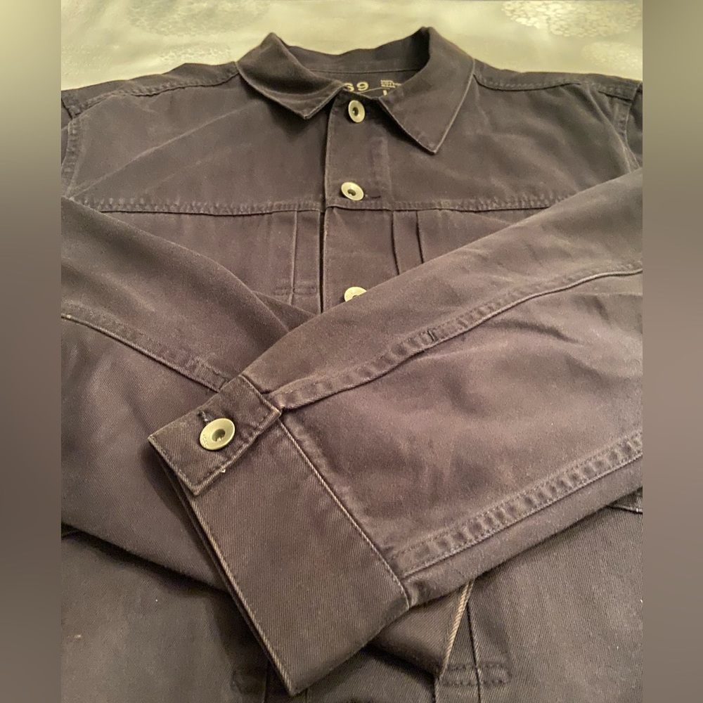 GAP Jacket - Picture 2 of 3